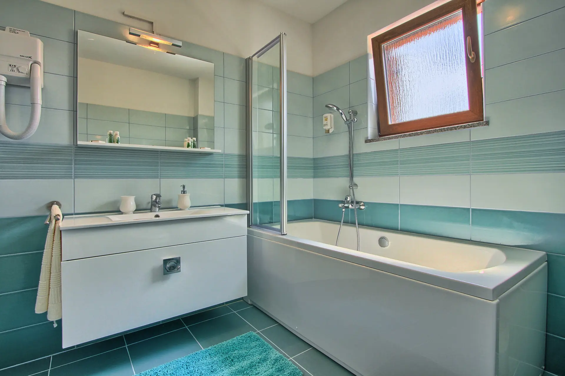 Listing Ad Image